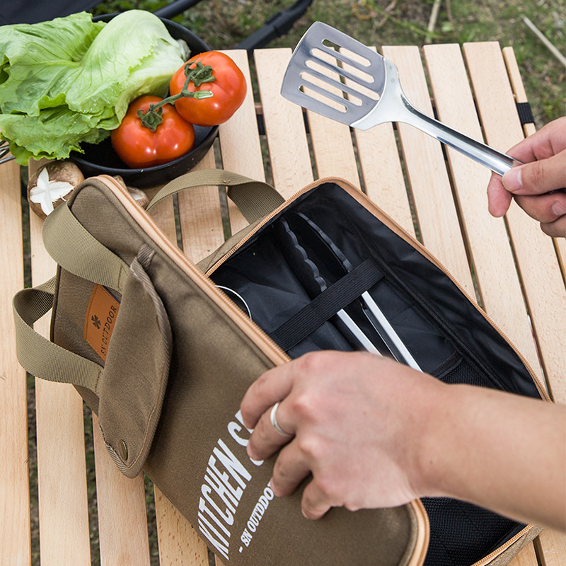 Outdoor Hunting Kitchen - Ensemble de 8 ustensiles de cuisine